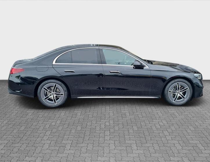 Mercedes-Benz Třídy E 6