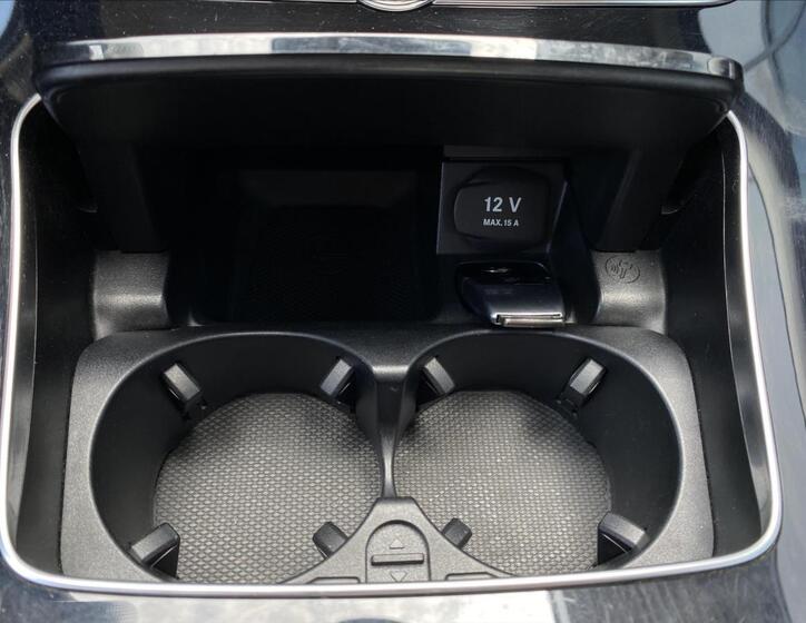 Mercedes-Benz Třídy E 25