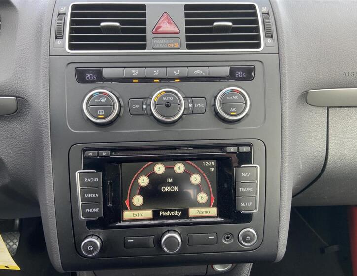 Volkswagen Touran 20