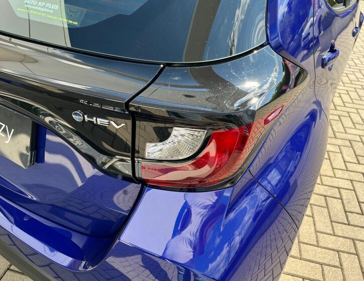 Toyota Yaris 11