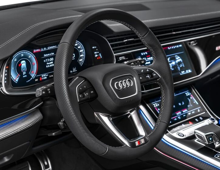 Audi Q7 17