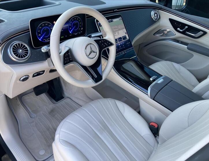 Mercedes-Benz EQS 9