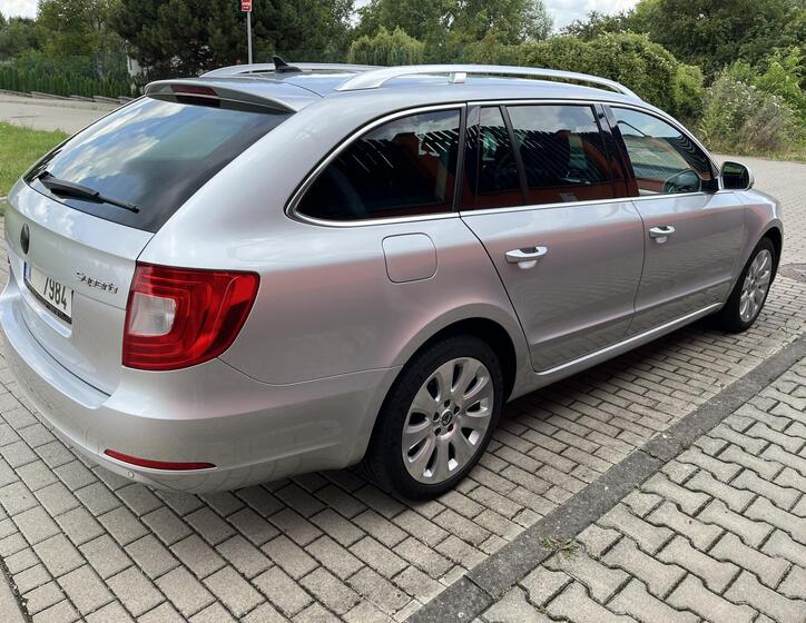 Škoda Superb 5