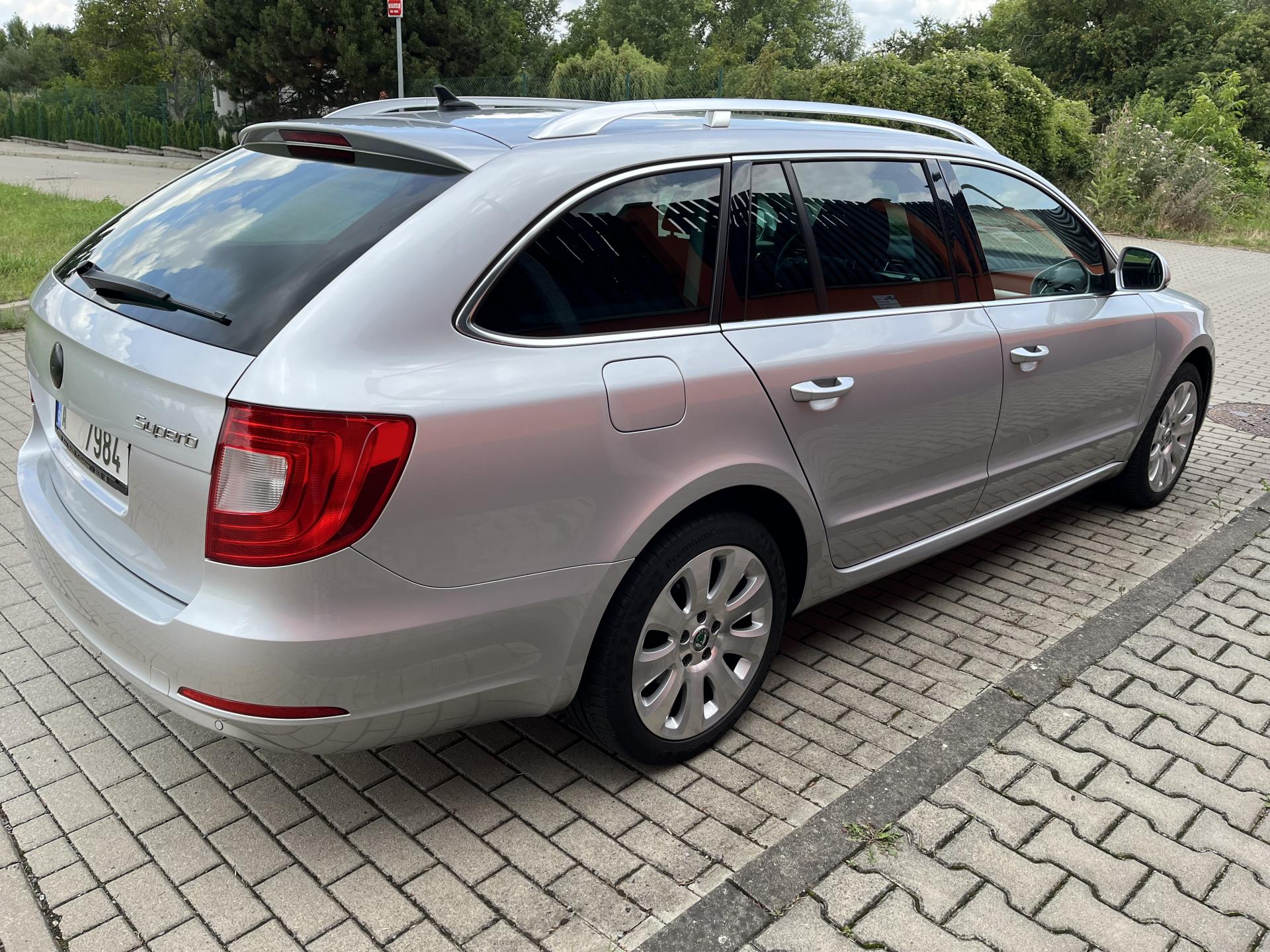 Škoda Superb