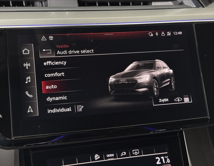 Audi e-tron 35