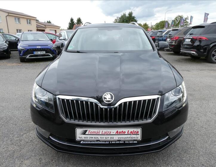 Škoda Superb 2