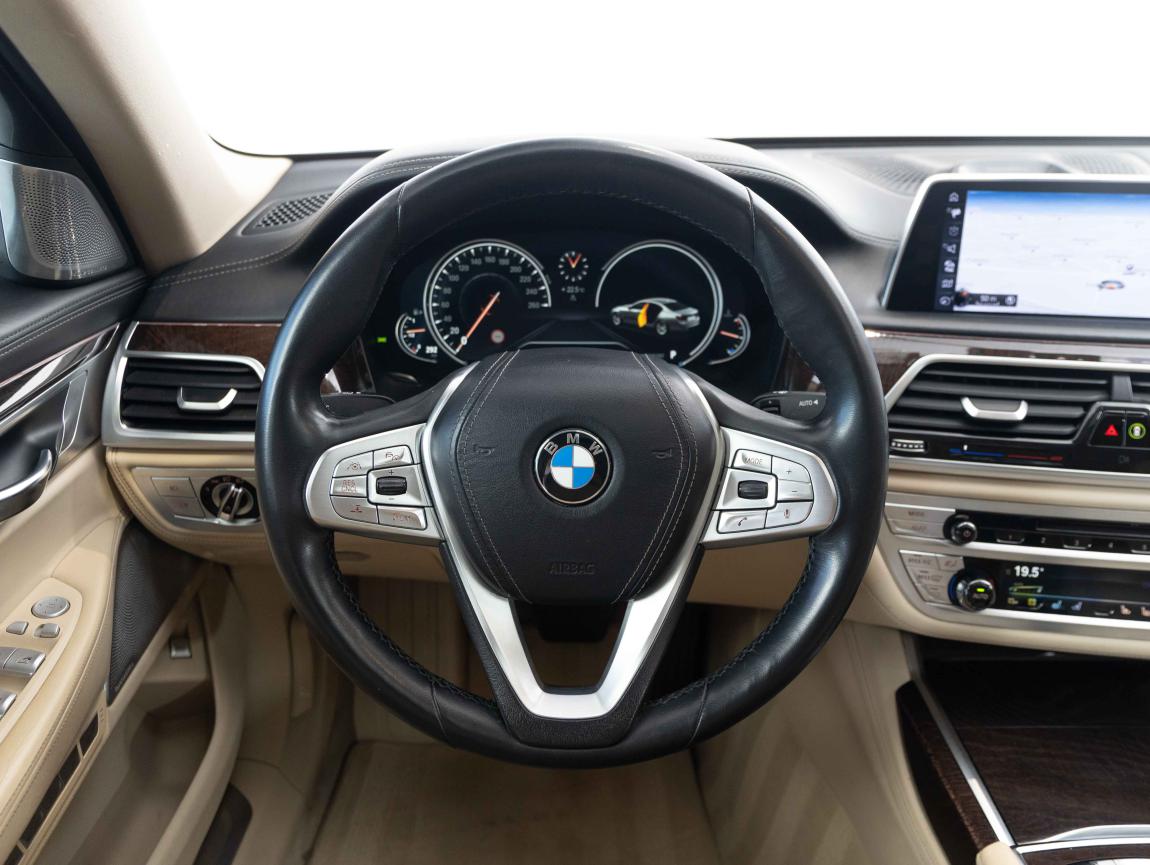 BMW Řada 7