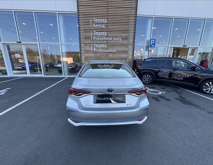 Toyota Corolla 12