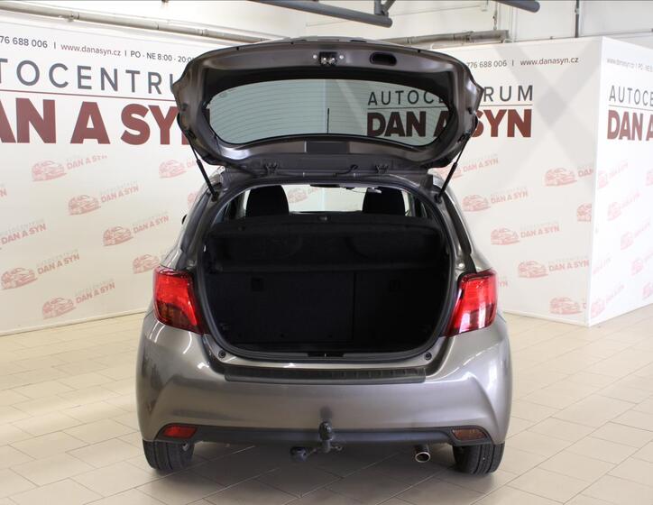Toyota Yaris 7