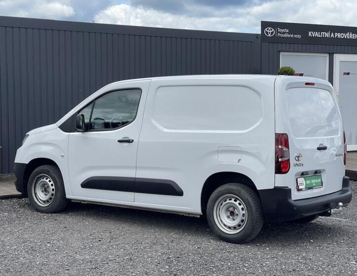 Toyota ProAce City 4
