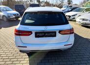 Mercedes-Benz Třídy E 9