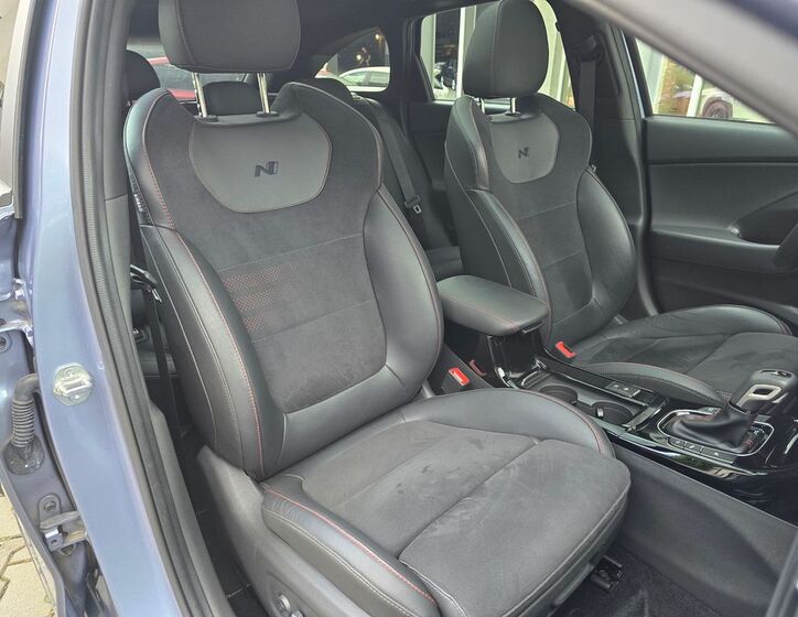 Hyundai i30 25