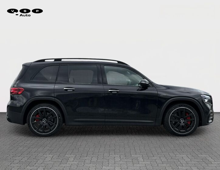 Mercedes-Benz GLB 6