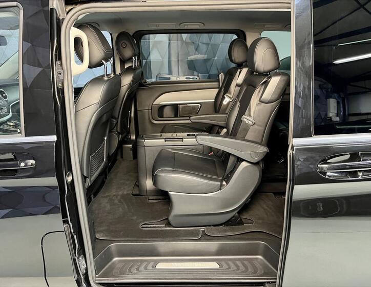 Mercedes-Benz Třídy V 11