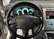 Toyota Corolla Verso 17