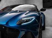 Aston Martin DBS 10
