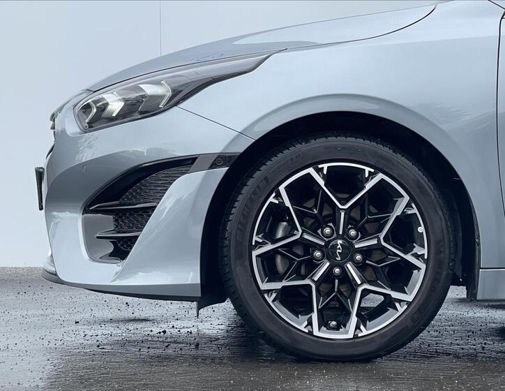 KIA ProCeed 19