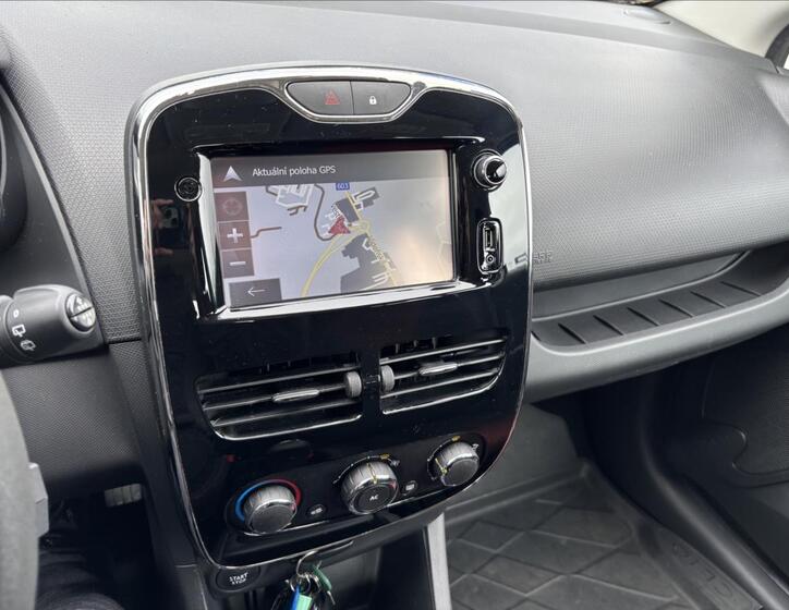 Renault Clio 27