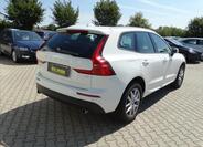 Volvo XC60 8