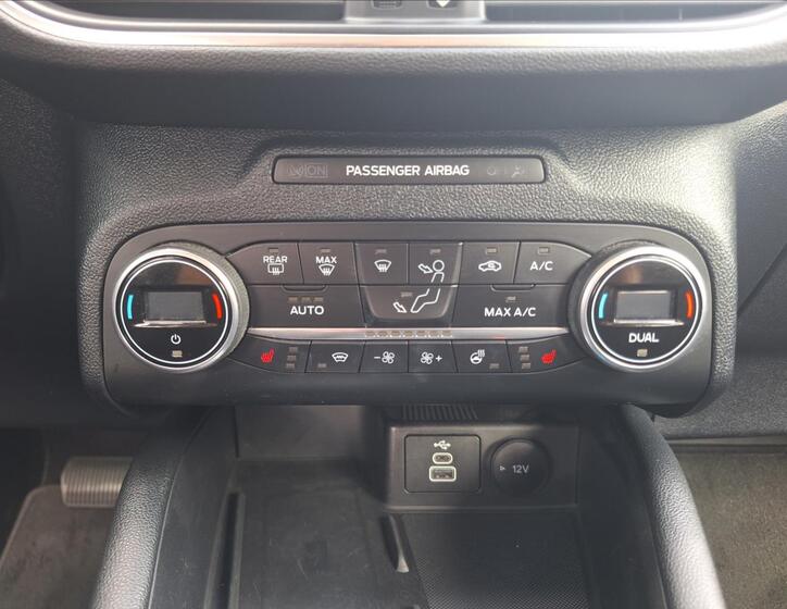 Ford Kuga 12