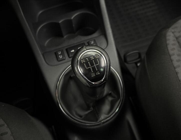 Škoda Roomster 20