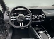 Mercedes-Benz GLA 10
