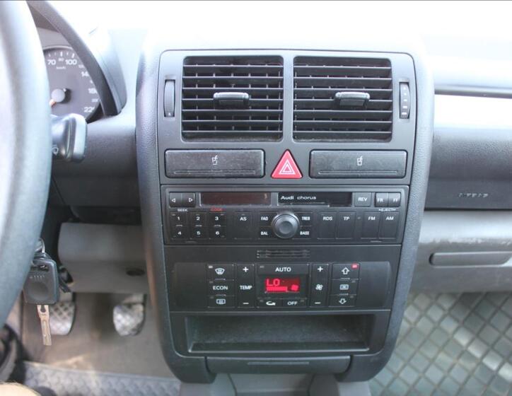 Audi A2 16