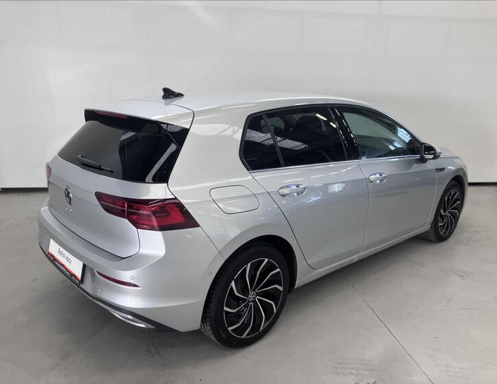 Volkswagen Golf 2