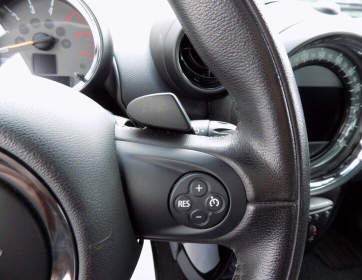 Mini Countryman 28