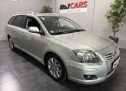 Toyota Avensis 2