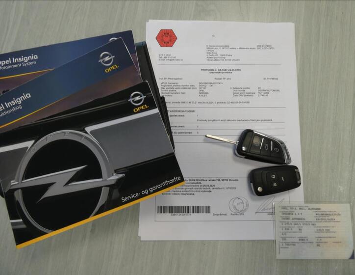 Opel Insignia 36