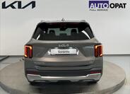 KIA Sorento 4