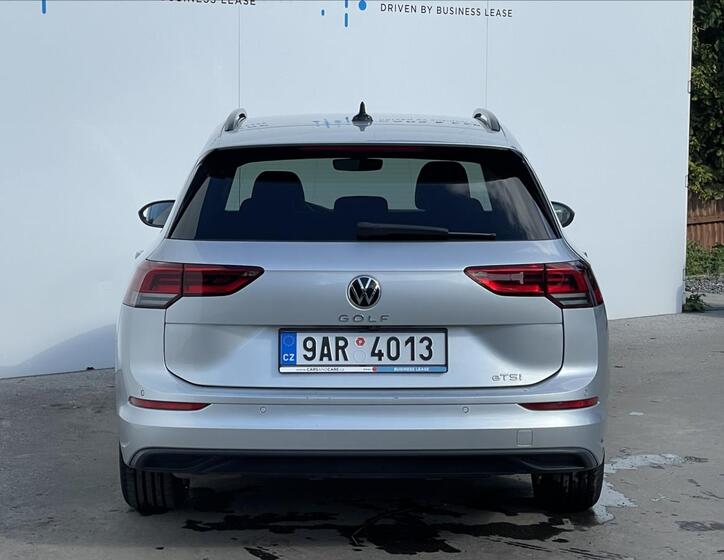 Volkswagen Golf 23