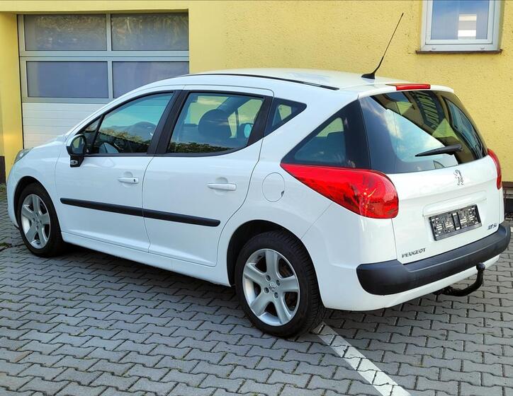 Peugeot 207 7