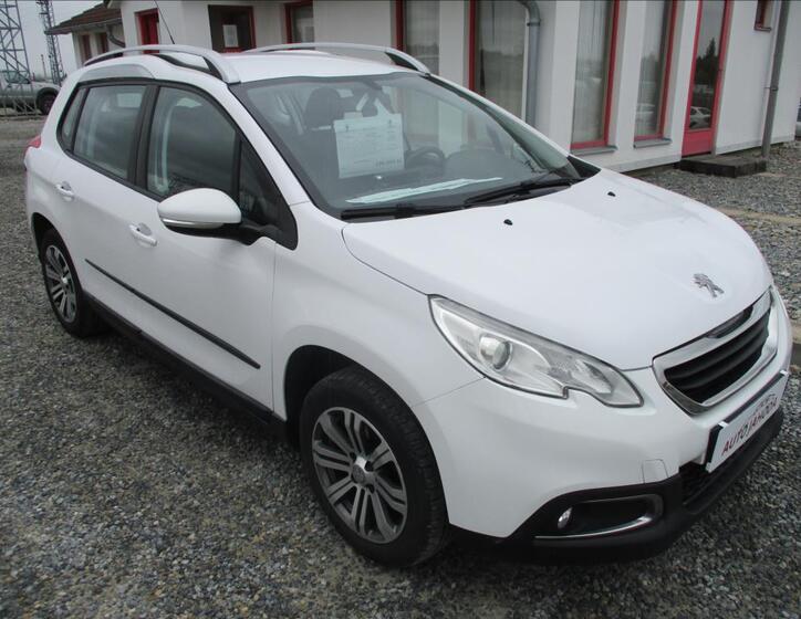 Peugeot 2008 4