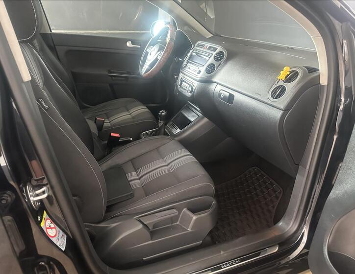 Volkswagen Golf 19