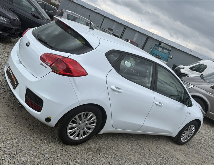 KIA Ceed 5