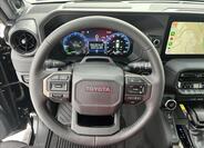 Toyota Land Cruiser 21