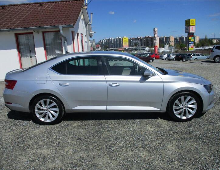 Škoda Superb 5