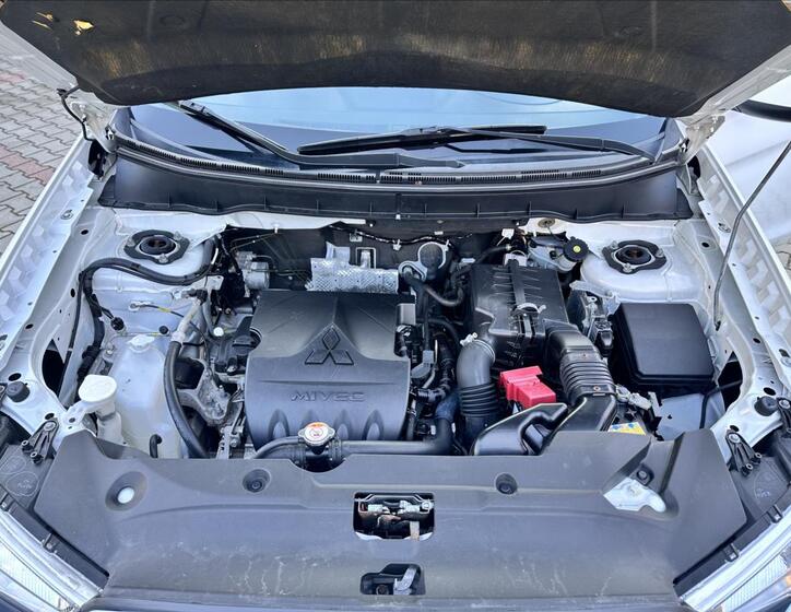 Mitsubishi ASX 11