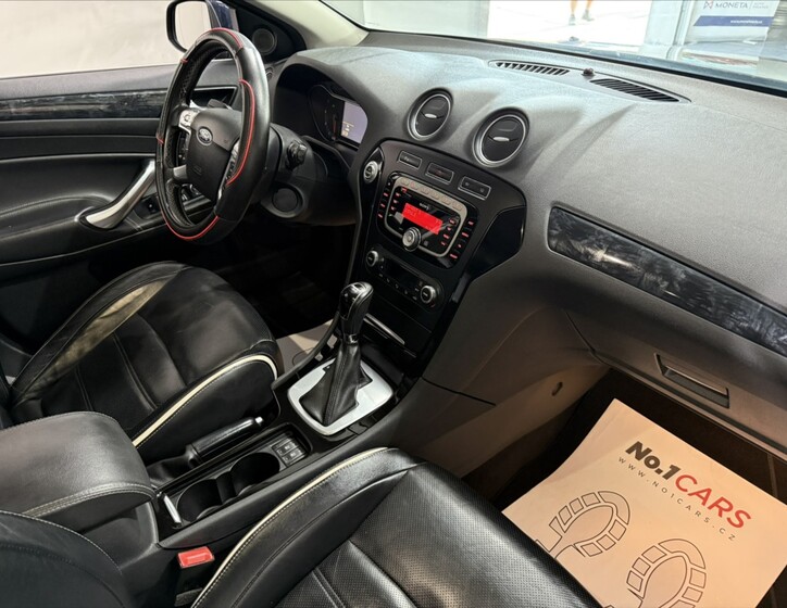 Ford Mondeo 17