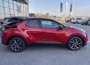 Toyota C-HR 5