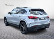 Mercedes-Benz GLA 3
