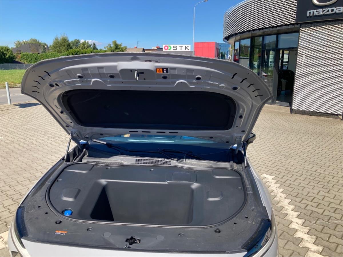 Mazda 6e