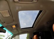 Lexus LX 570 41