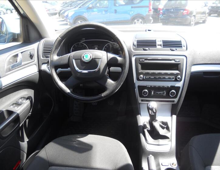 Škoda Octavia 13