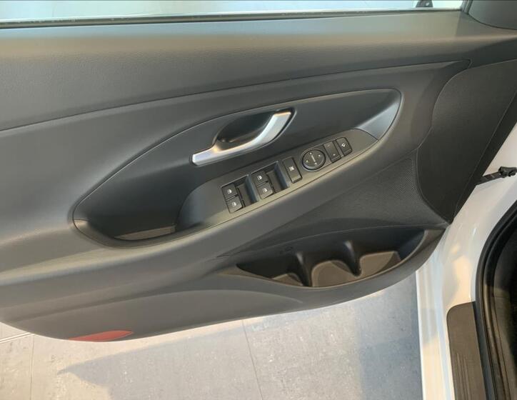 Hyundai i30 26