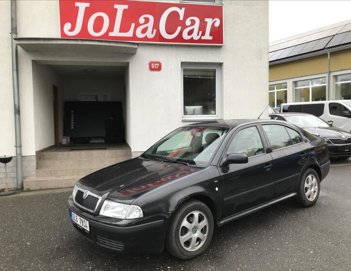 Škoda Octavia 1