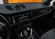 Porsche Macan 14