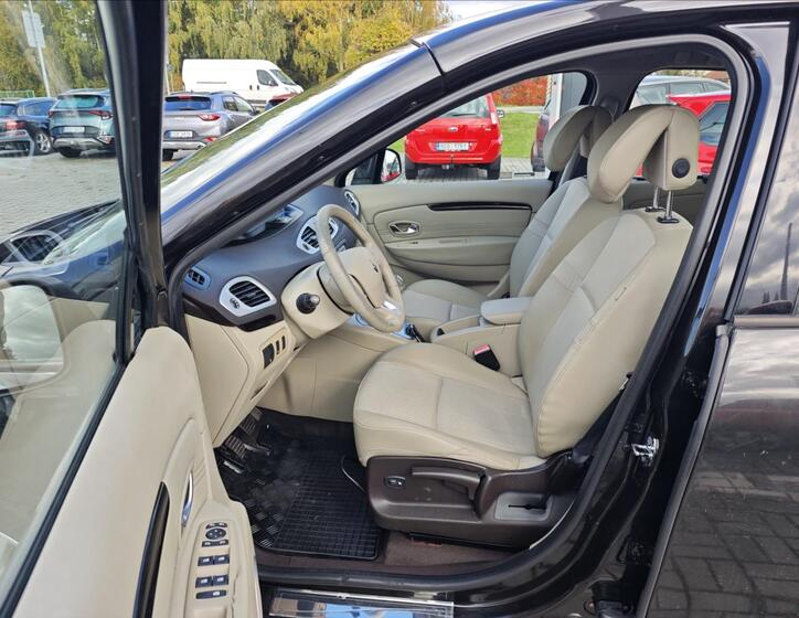 Renault Grand Scénic 10